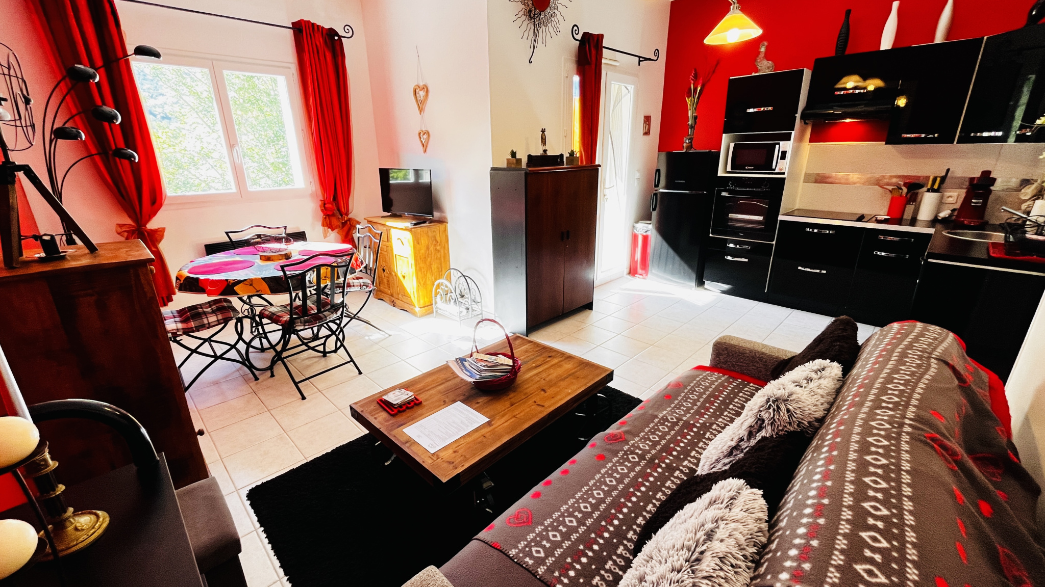 Appartement Lumineux à Beauvezer