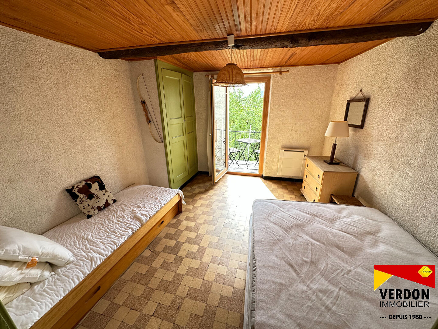 Appartement T2 centre village SAINT ANDRE LES ALPES